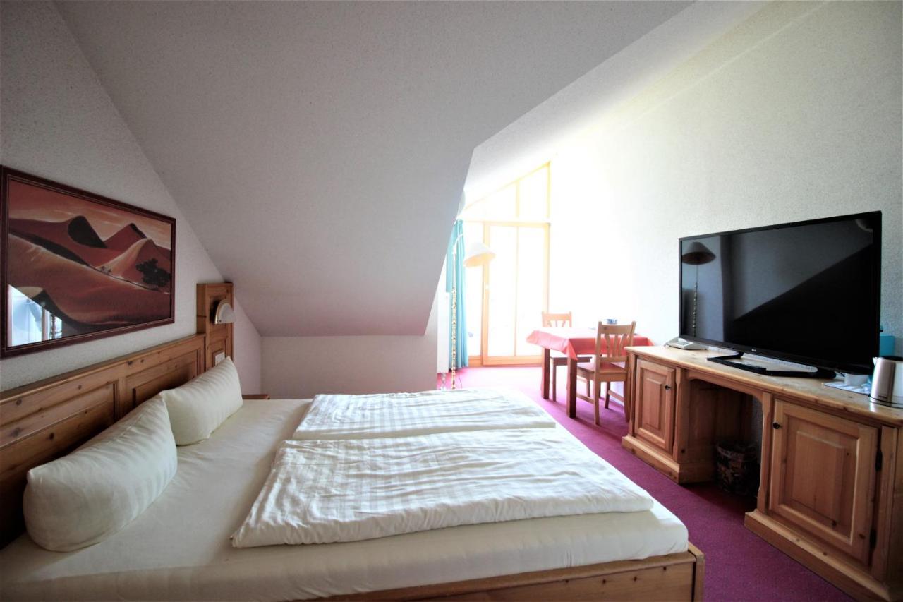 Ruhiges Doppelzimmer Im Hotel Ahornhof リントベルク エクステリア 写真