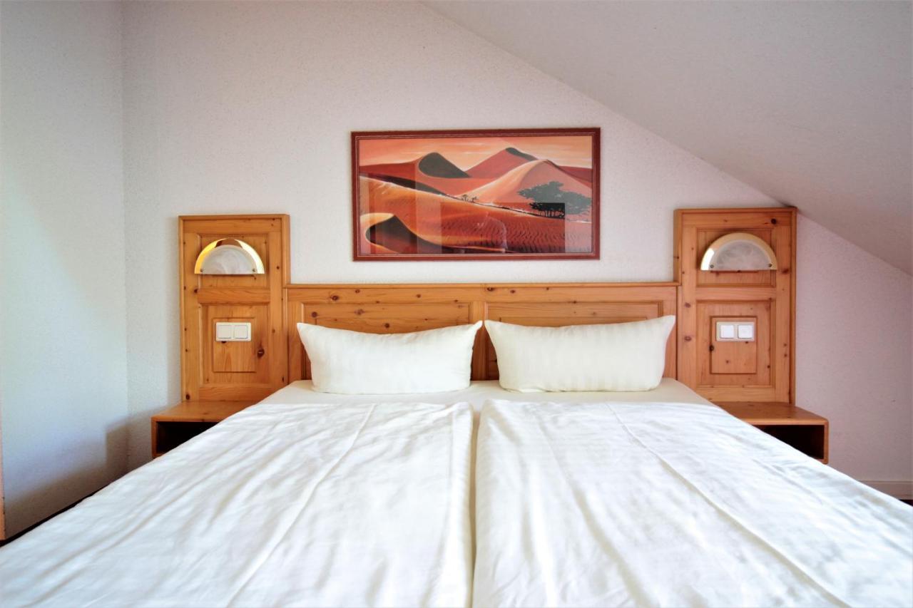 Ruhiges Doppelzimmer Im Hotel Ahornhof リントベルク エクステリア 写真