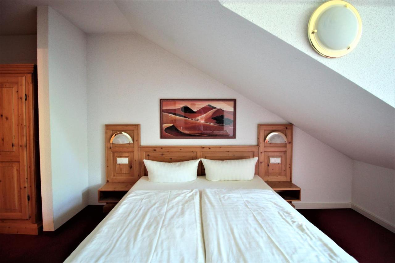 Ruhiges Doppelzimmer Im Hotel Ahornhof リントベルク エクステリア 写真